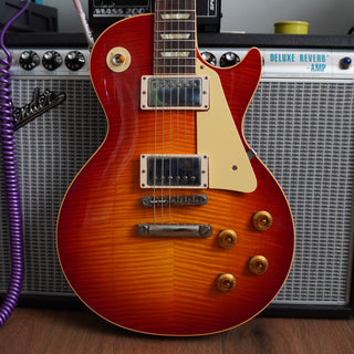 R9: '59 Les Paul Standard Reissue