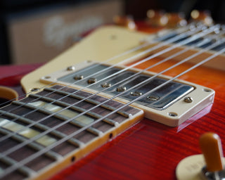 R9: '59 Les Paul Standard Reissue