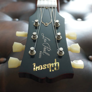 R9: '59 Les Paul Standard Reissue