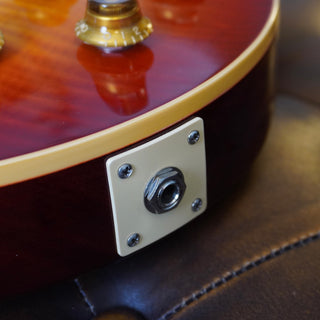 R9: '59 Les Paul Standard Reissue