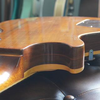 1973 Les Paul Deluxe - Gold Top