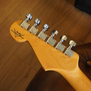 Custom Deluxe Stratocaster