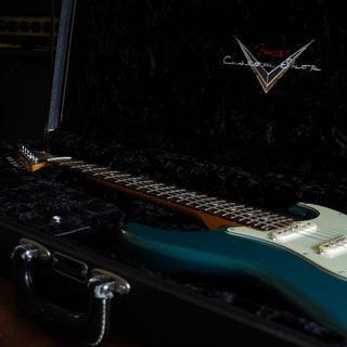 Custom Deluxe Stratocaster