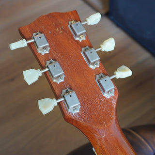 1973 Les Paul Deluxe - Gold Top