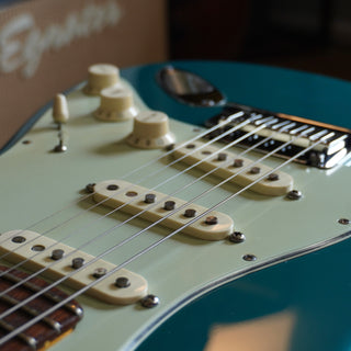 Custom Deluxe Stratocaster