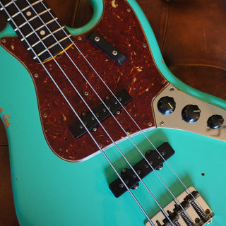 ’64 Jazz Bass Relic – Seafoam Green