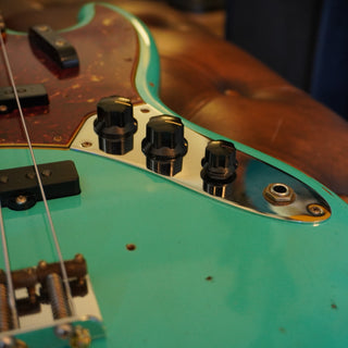 ’64 Jazz Bass Relic – Seafoam Green