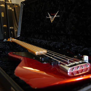 2020 Masterbuilt Jason Smith Offset Telecaster Bass Journeyman Relic – Aged Candy Apple Red
