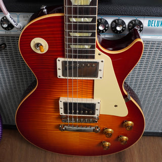 R9: '59 Les Paul Standard Reissue