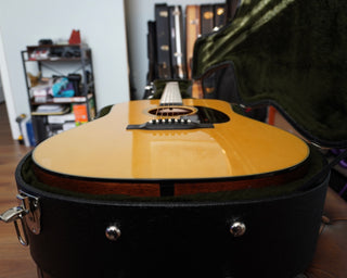 D-18