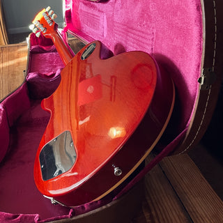 Les Paul R8