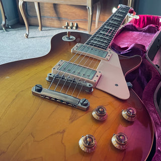 Les Paul R8