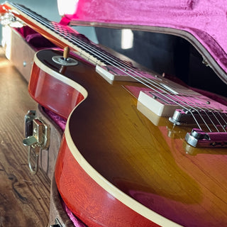 Les Paul R8
