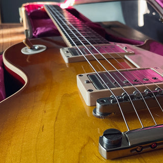 Les Paul R8
